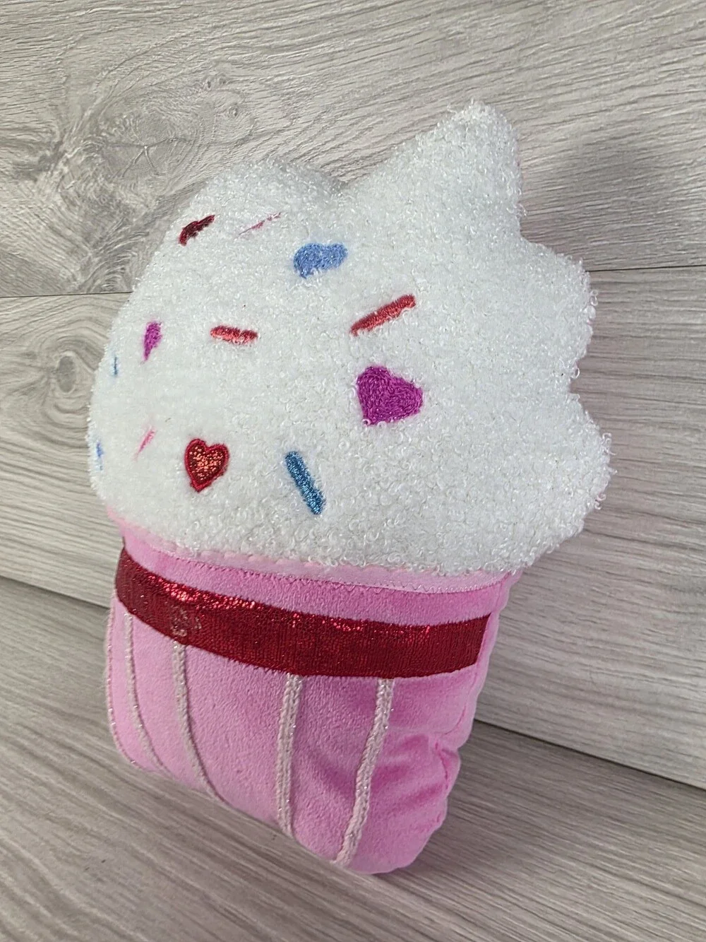 Spritz Cupcake-Shaped Plush Pillow SU22 Decorative SU22